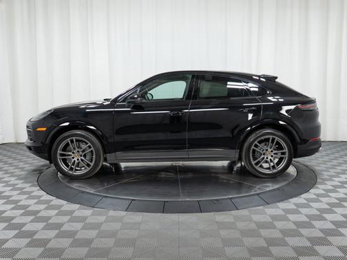 2023 Porsche Cayenne S