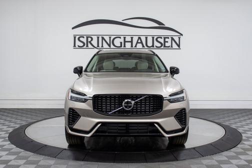2025 Volvo XC60 Plug-In Hybrid Plus