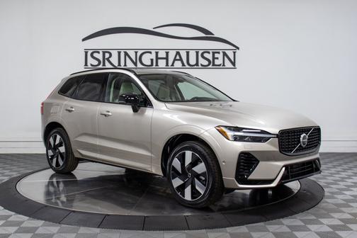 2025 Volvo XC60 Plug-In Hybrid Plus