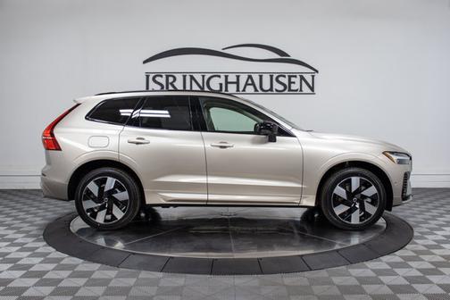 2025 Volvo XC60 Plug-In Hybrid Plus
