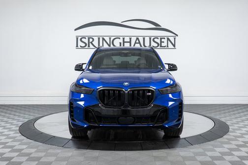 2025 BMW X5 M60i