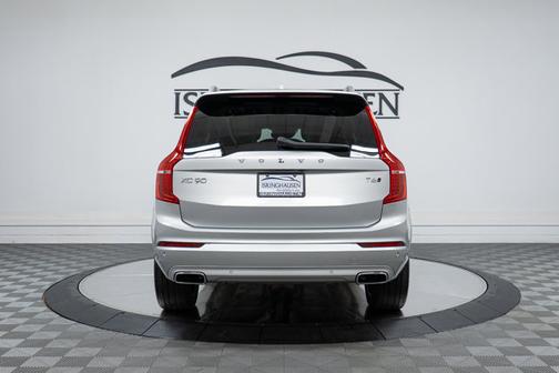 2019 Volvo XC90 T6 Momentum