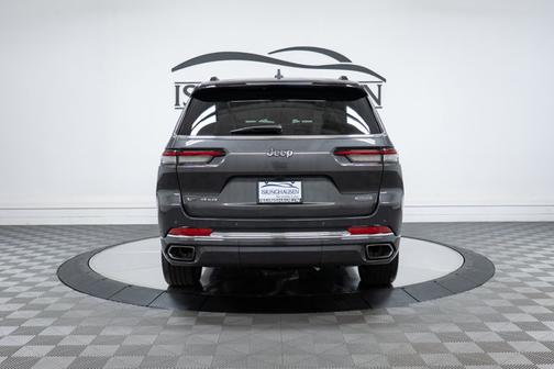 2022 Jeep Grand Cherokee L Overland