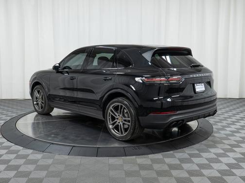 2023 Porsche Cayenne