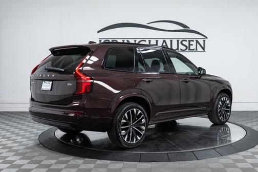 2026 Volvo XC90 Ultra Dark Theme