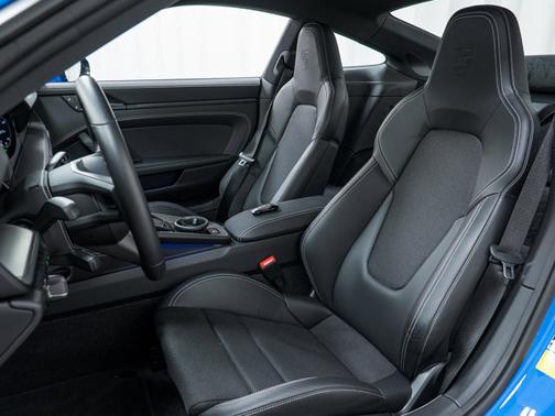 2023 Porsche 911 GT3 w/Touring Package