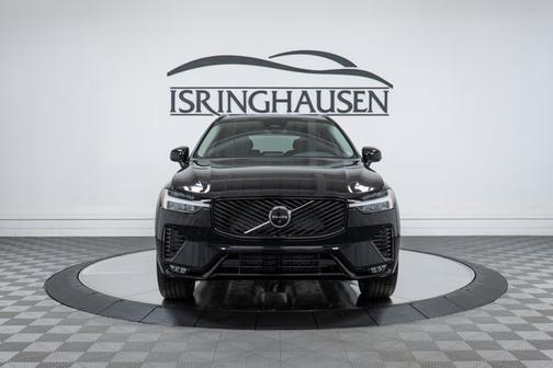 2026 Volvo XC60 Plus