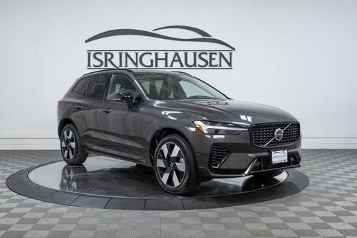 2025 Volvo XC60 Plug-In Hybrid Plus