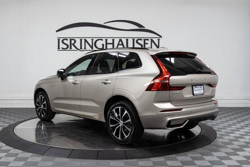 2025 Volvo XC60 Plus