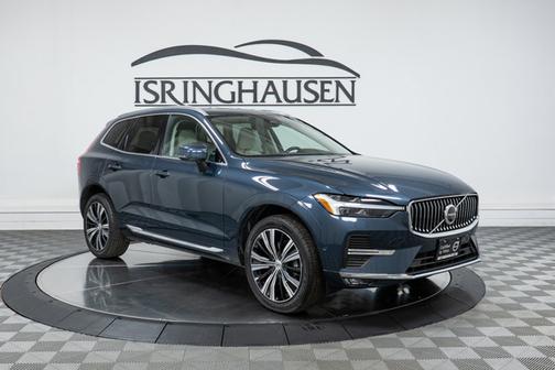 2023 Volvo XC60 Plus Bright Theme