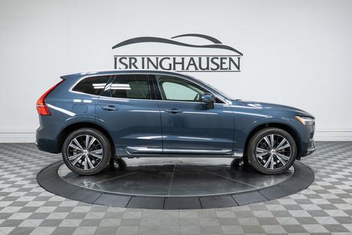 2023 Volvo XC60 Plus Bright Theme