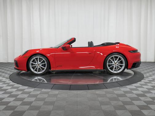 2024 Porsche 911 Carrera GTS