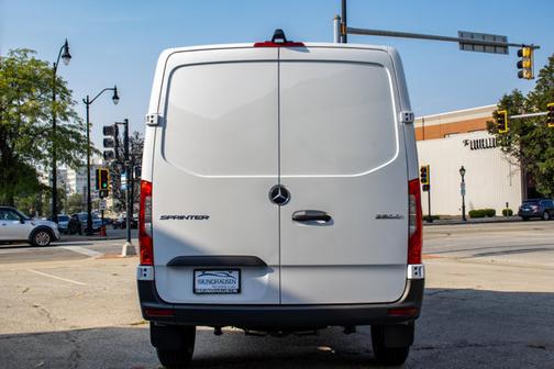 2024 Mercedes-Benz Sprinter 2500 2500