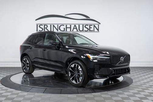 2026 Volvo XC60 Plus