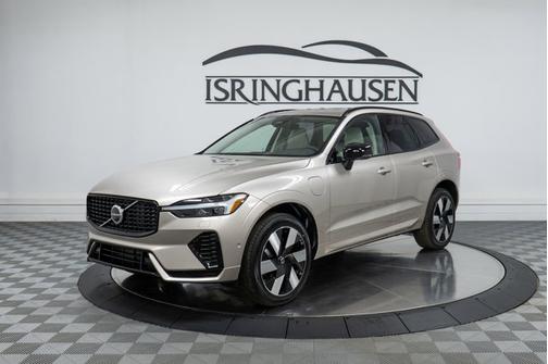 2025 Volvo XC60 Plug-In Hybrid Plus