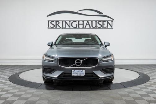 2019 Volvo S60 Momentum