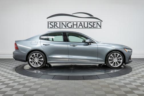 2019 Volvo S60 Momentum