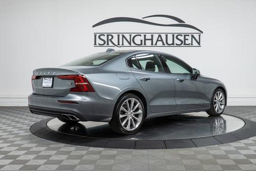 2019 Volvo S60 Momentum