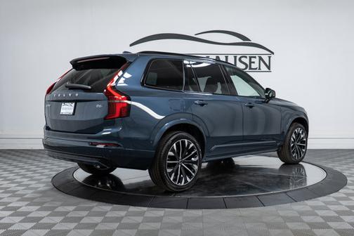 2026 Volvo XC90 Ultra Dark Theme