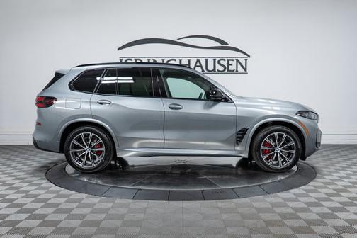 2026 BMW X5 M60i
