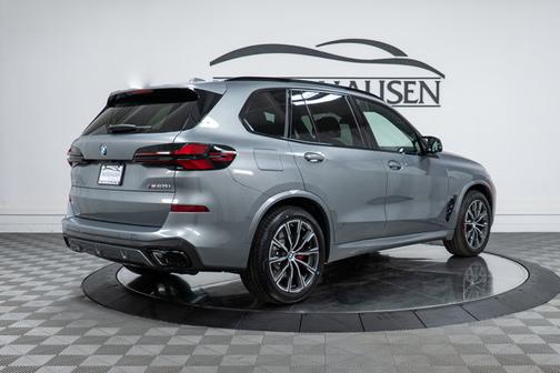 2026 BMW X5 M60i