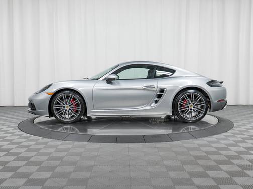 2024 Porsche 718 Cayman S