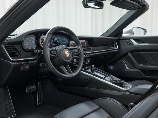 GT Silver Metallic 2025 Porsche 911 Turbo S