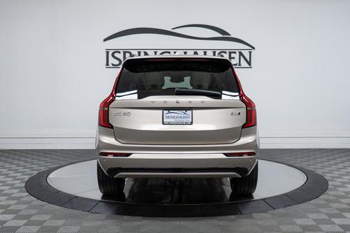 2026 Volvo XC90 Ultra Dark Theme