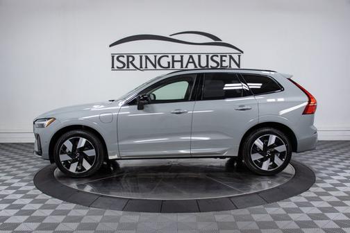 2025 Volvo XC60 Plug-In Hybrid Plus