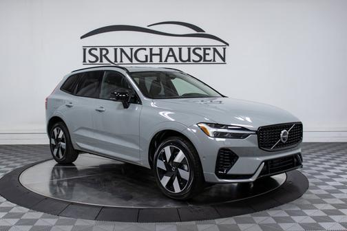2025 Volvo XC60 Plug-In Hybrid Plus