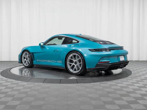2024 Porsche 911 S/T