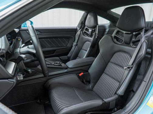 2024 Porsche 911 S/T