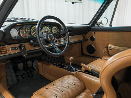 1991 Porsche 911 Targa Reimagined by Singer Hidden Hills Commision