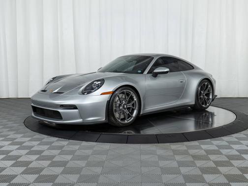 2022 Porsche 911 GT3 w/Touring Package