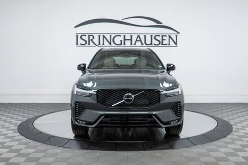 2026 Volvo XC60 Core