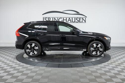 2025 Volvo XC60 Plug-In Hybrid Plus