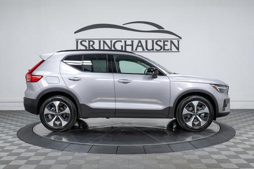 2026 Volvo XC40 Plus