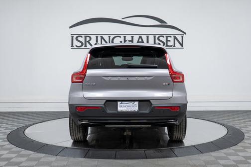 2026 Volvo XC40 Plus