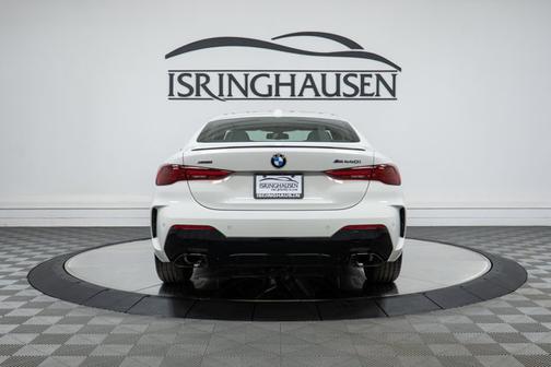 2026 BMW M440 M440i xDrive