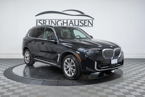 Black Sapphire Metallic 2024 BMW X5 xDrive40i