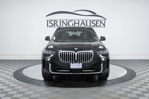 Black Sapphire Metallic 2024 BMW X5 xDrive40i