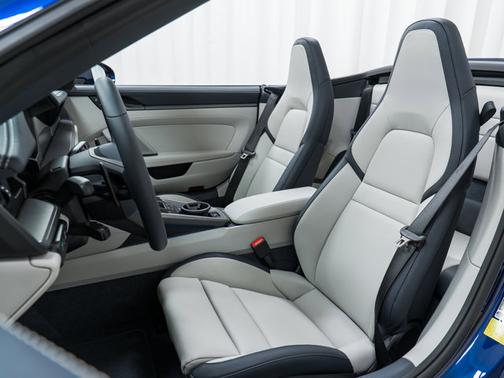 2026 Porsche 911 Carrera