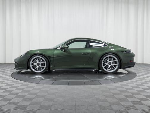 2024 Porsche 911 S/T