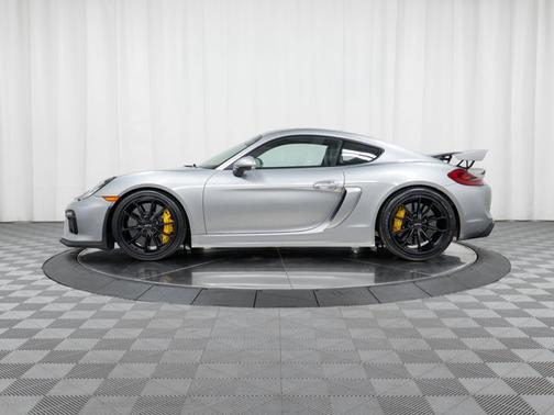GT Silver Metallic 2016 Porsche Cayman GT4