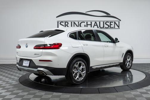 2024 BMW X4 xDrive30i