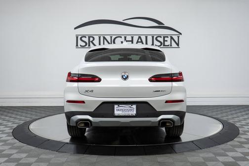 2024 BMW X4 xDrive30i