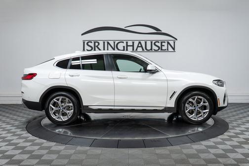 2024 BMW X4 xDrive30i