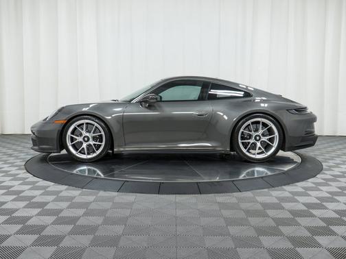 2023 Porsche 911 GT3 w/Touring Package