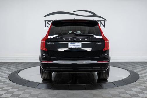 2024 Volvo XC90 Plus Bright Theme