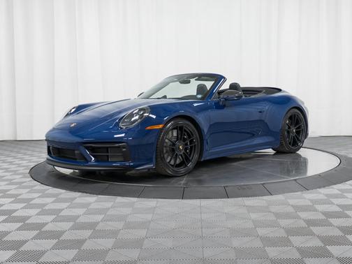 2022 Porsche 911 Carrera GTS